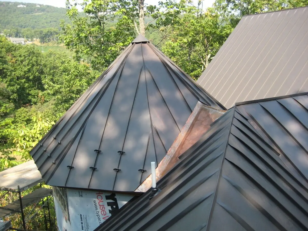 Professional Roof Tarp Installation by Craftsman Roofing in Montage